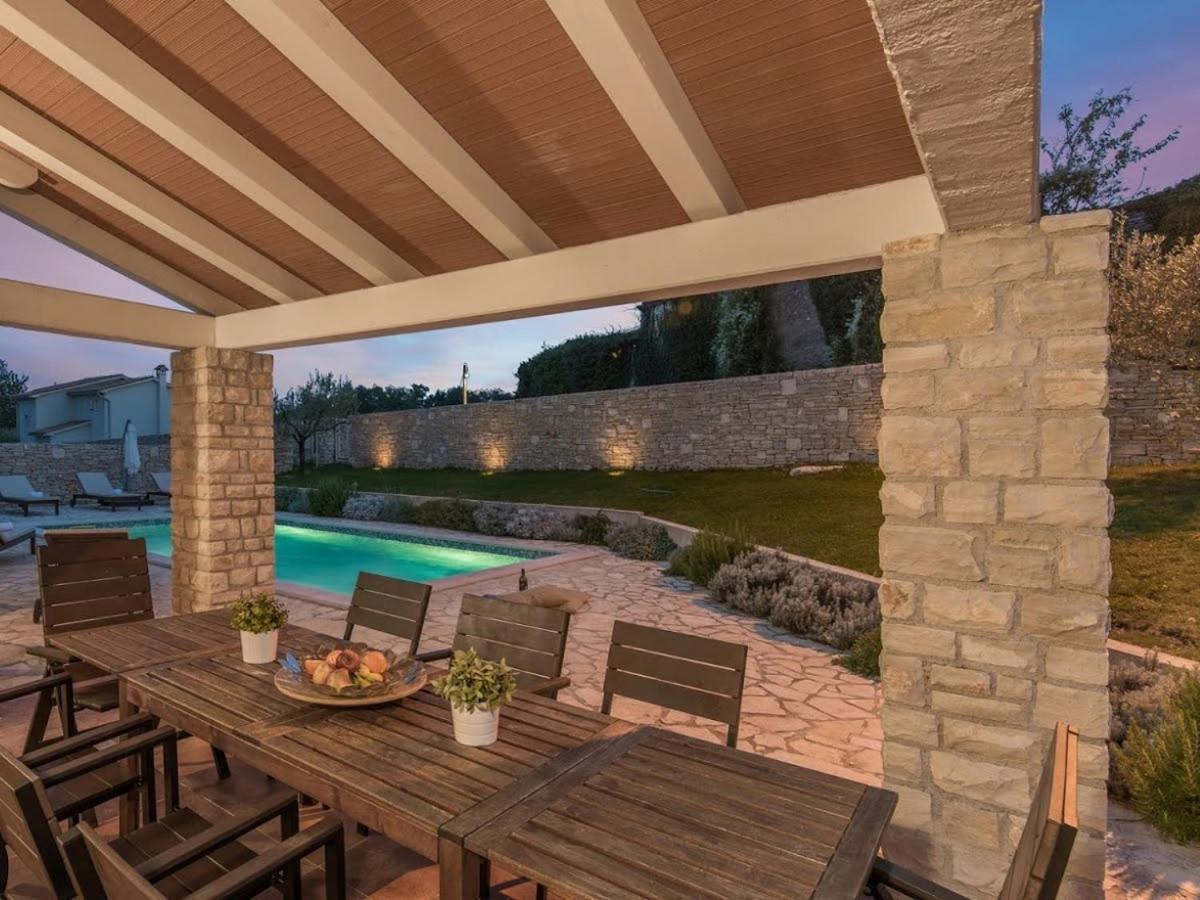 Villas Adagio Rojnici Ngoại thất bức ảnh